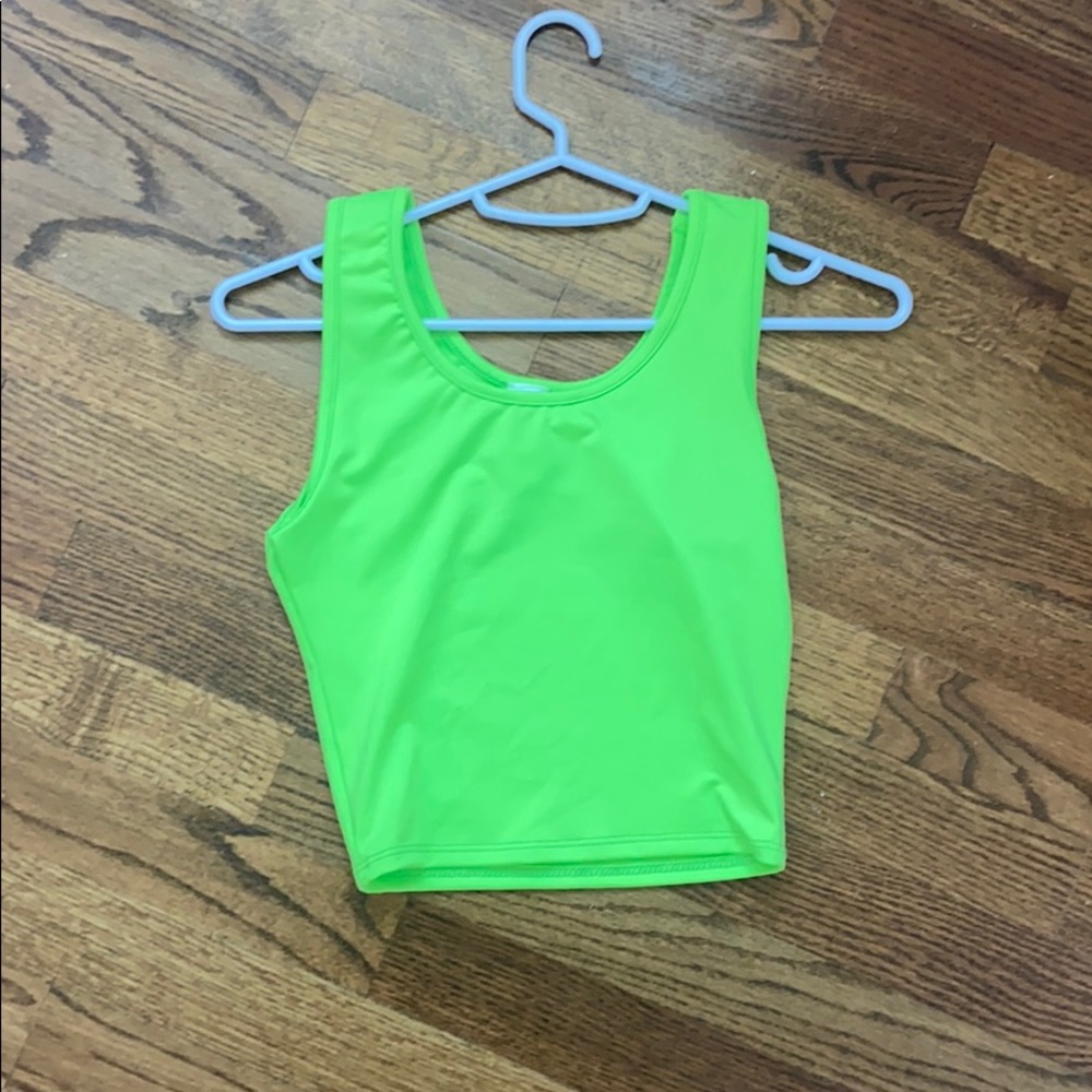neon green crop top